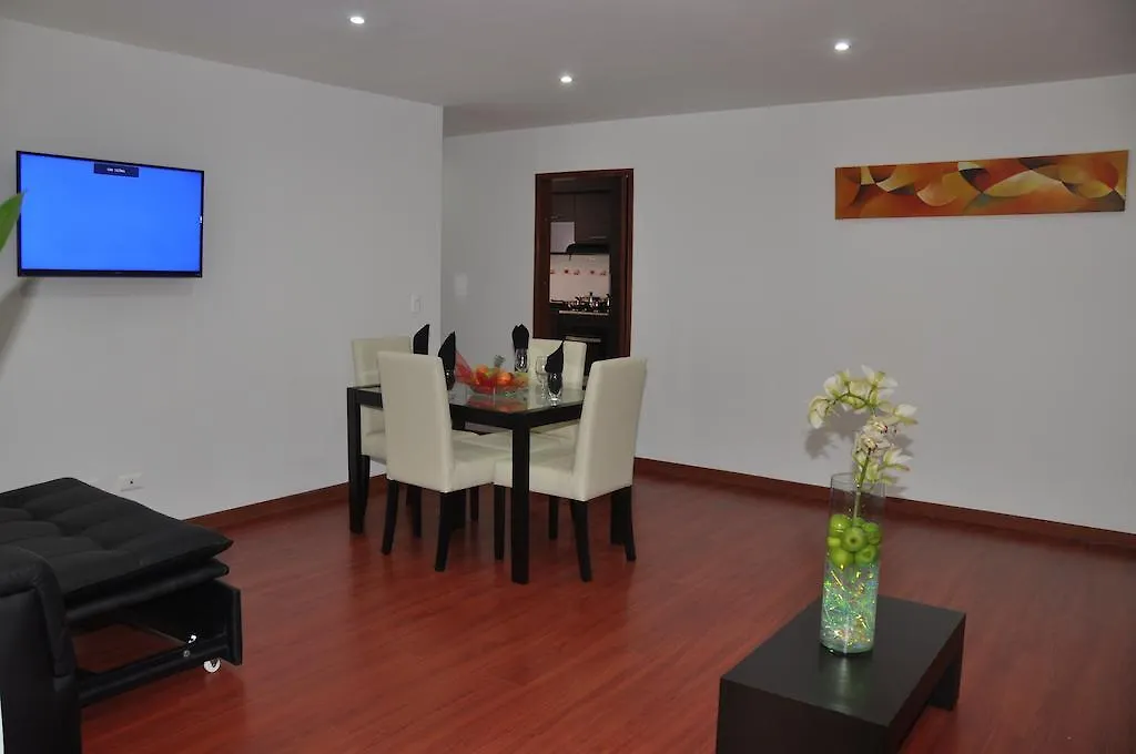 *** Apartahotel Apartasuites Plaza Modelia Bogotá Colombia